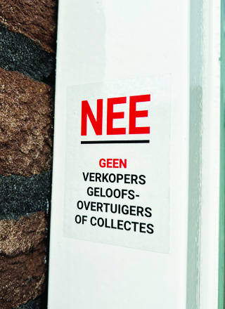 geen-verkopers-of-collectanten-sticker-transparant-1.jpg

