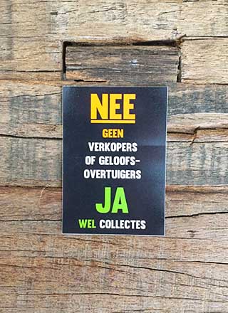 geen-verkopers-wel-collectes-sticker-1.jpg